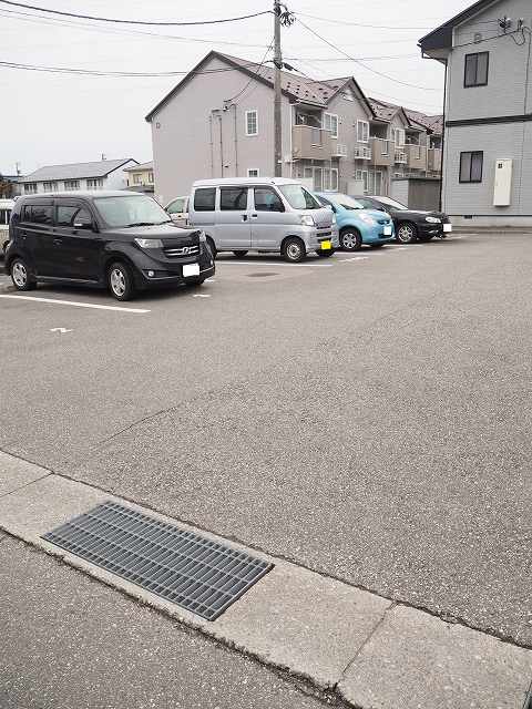 駐車場 写真11