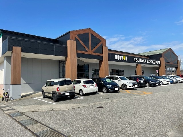 周辺 TSUTAYA藤の木店まで500m 写真16