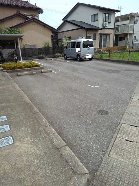 駐車場 写真11