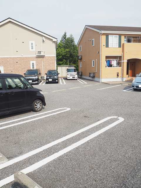 駐車場 写真12