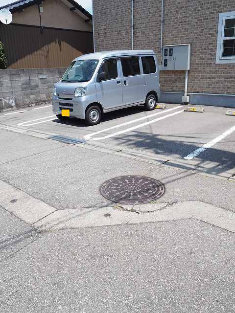 駐車場 写真9