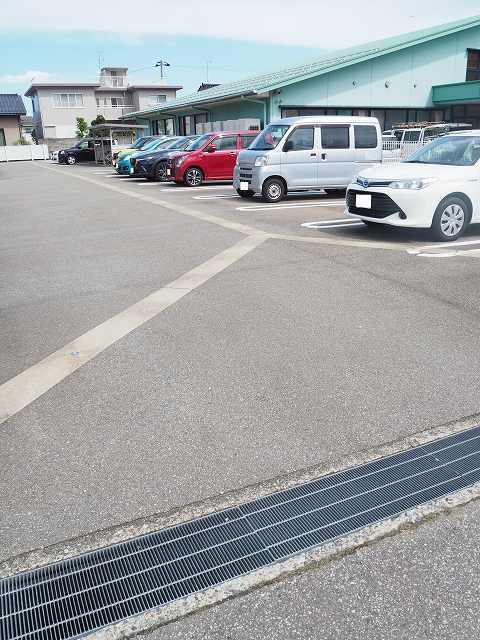 駐車場 写真11