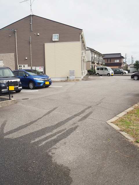 駐車場 写真12