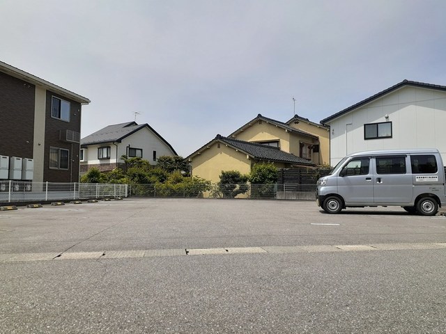 駐車場 写真3