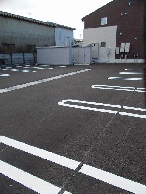 駐車場 写真11