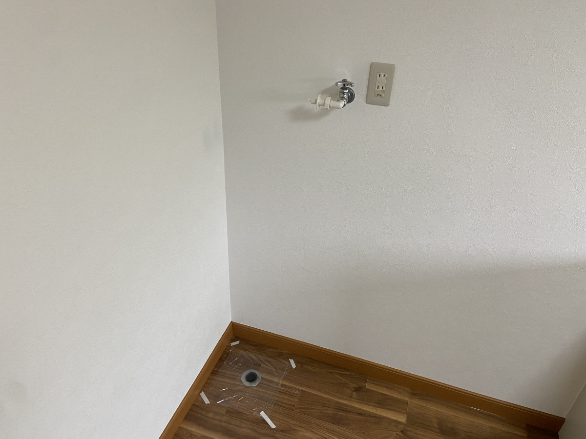 ダイニング 洗濯機置き場 写真15