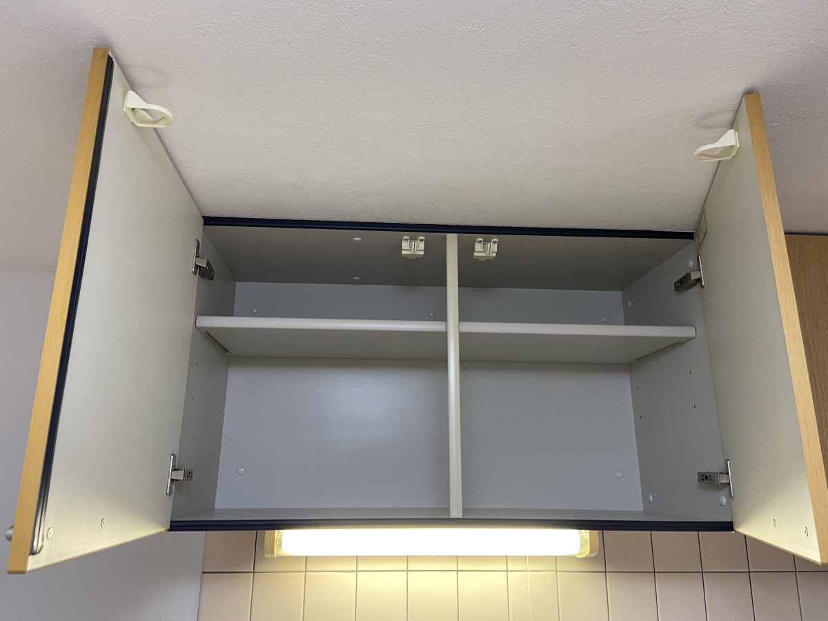 キッチン 吊り棚 写真18