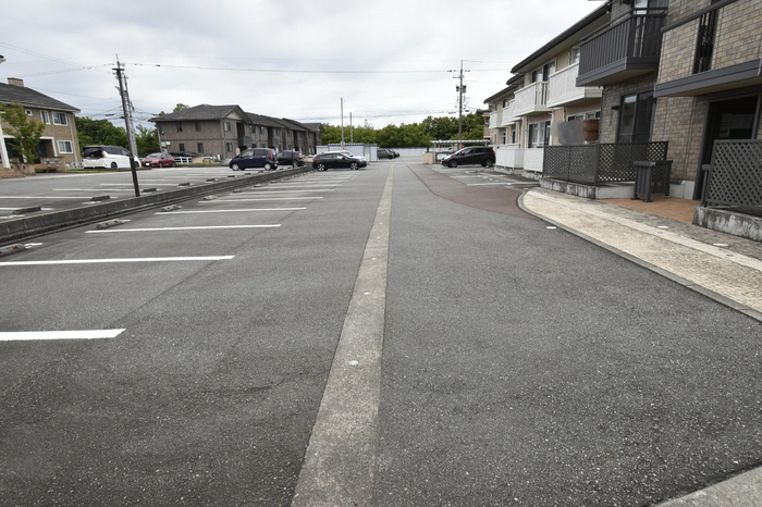 駐車場 写真18