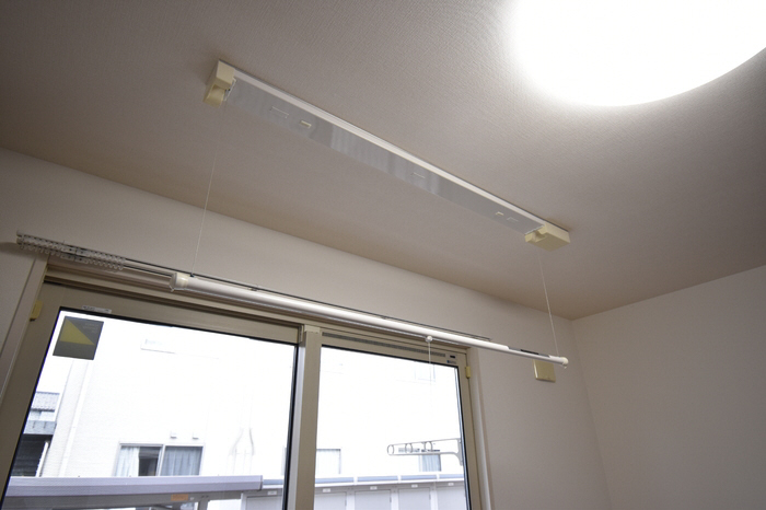 設備 室内物干し 写真13
