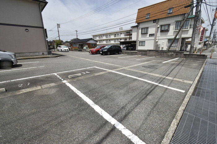 駐車場 写真18