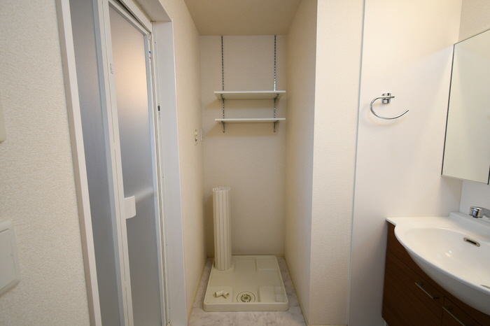 洗面所 洗濯機置き場 写真16
