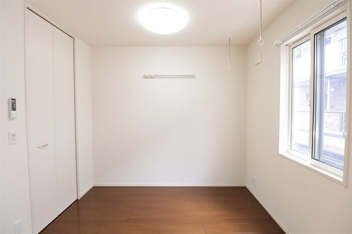 居室 写真5
