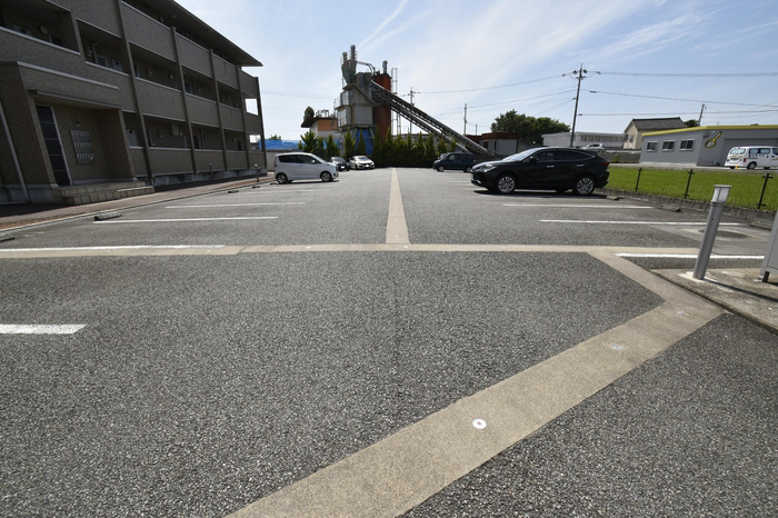 駐車場 写真17