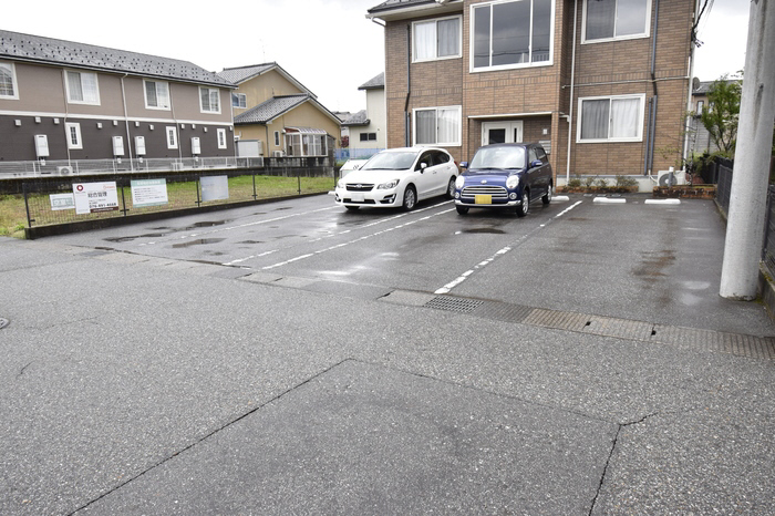 駐車場 写真19