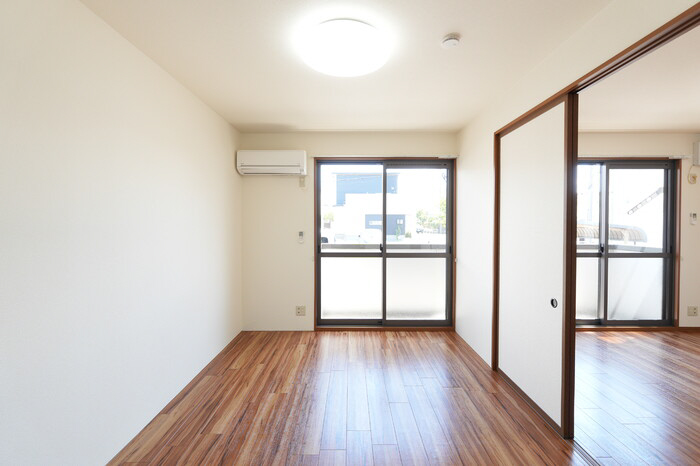 居室 写真12