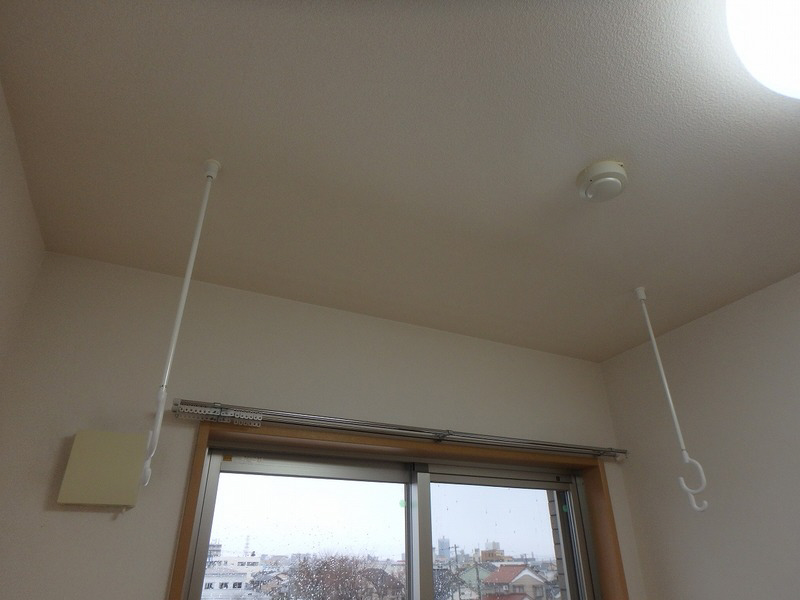 設備 室内物干し 写真13