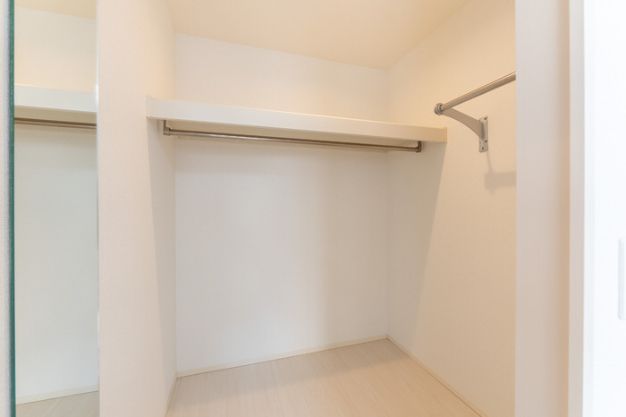 収納 ウォークインクローゼット 写真8