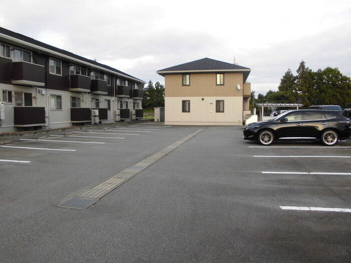 駐車場 写真12