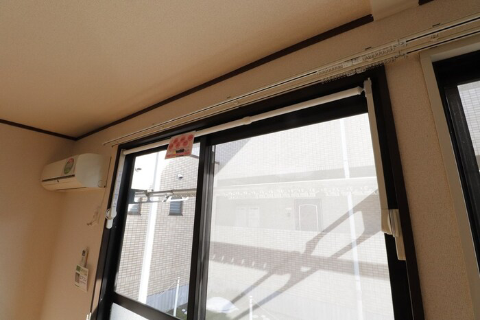 設備 室内物干し 写真11