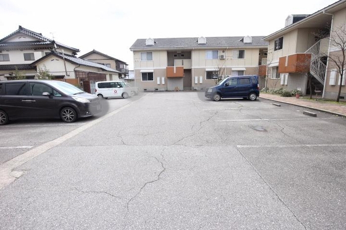 駐車場 写真15