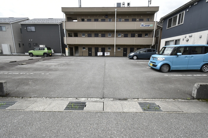 駐車場 写真17