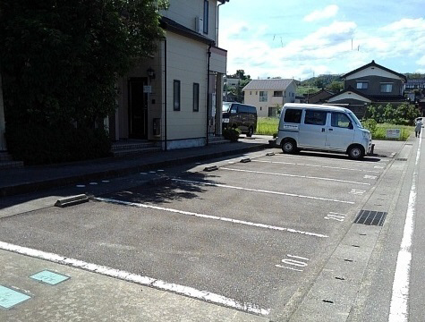 駐車場 写真12