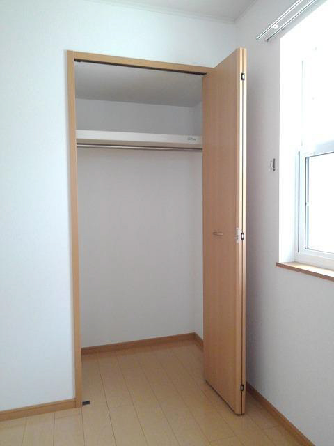 収納 バローまで1200m 写真8