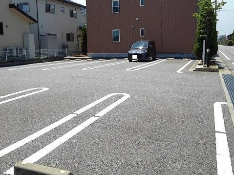 駐車場 写真12