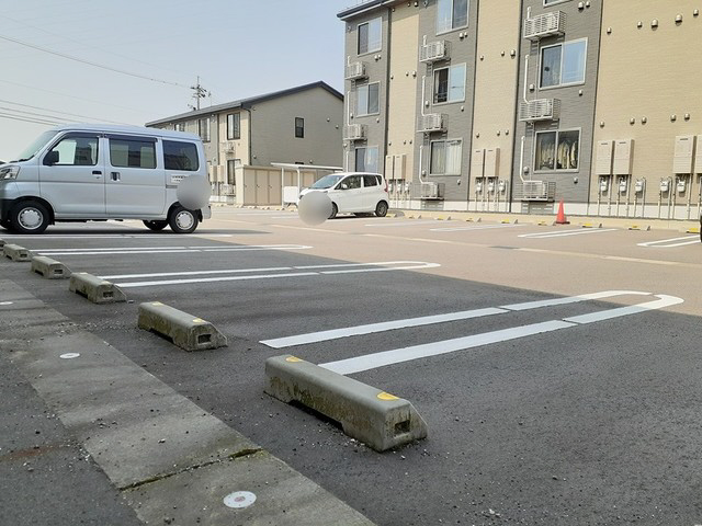 駐車場 写真12