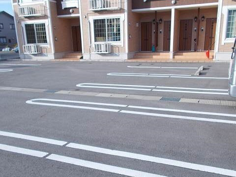 駐車場 写真12