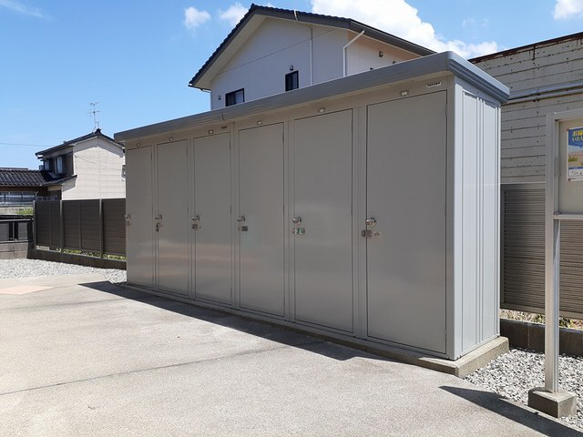 設備 ファミリーマートまで100m 写真13