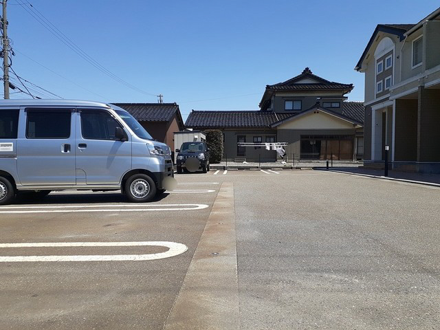 駐車場 写真12