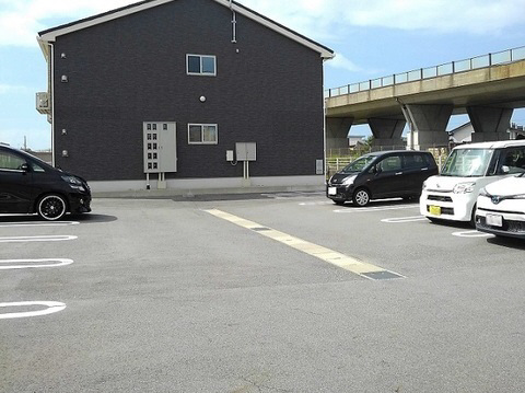 駐車場 写真11