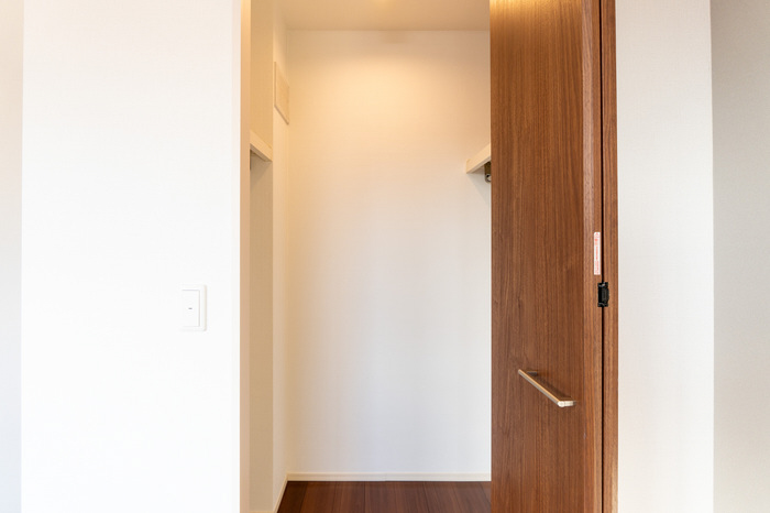 収納 ウォークインクローゼット 写真14