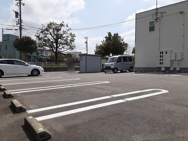 駐車場 写真12