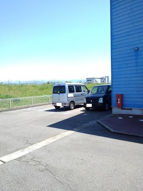 駐車場 写真12