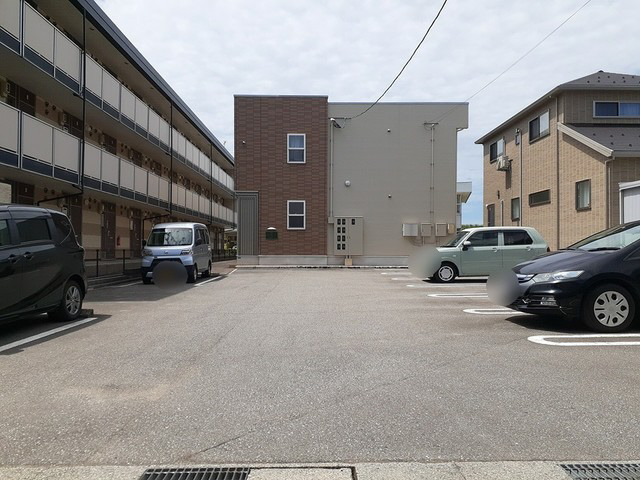駐車場 写真12