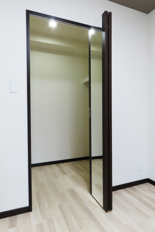 収納 ウォークインクローゼット 写真8