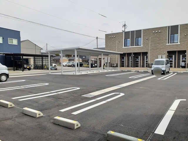 駐車場 写真12