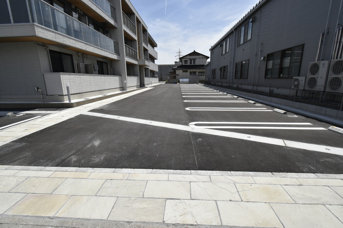 駐車場 写真18