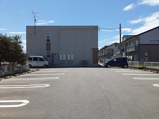 駐車場 写真12