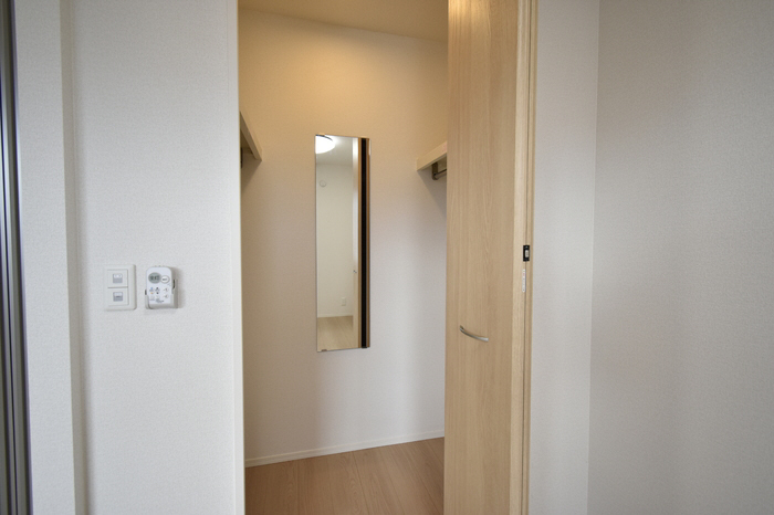 収納 ウォークインクローゼット 写真8