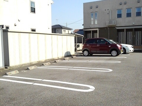 駐車場 写真12
