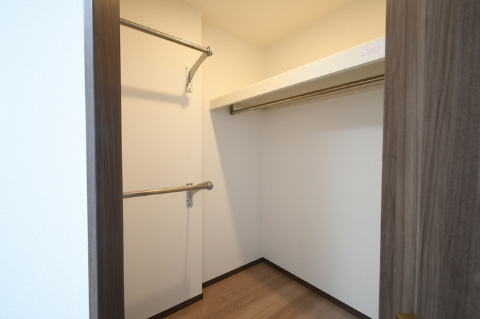 収納 ウォークインクローゼット 写真8