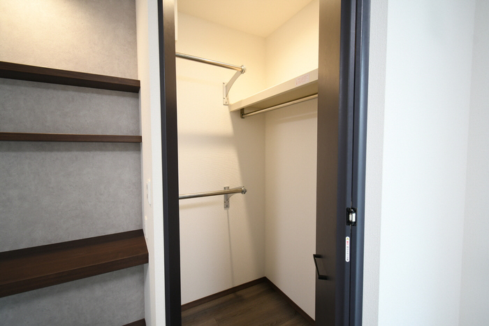 収納 ウォークインクローゼット 写真8
