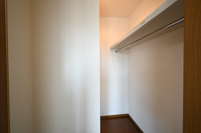 収納 ウォークインクローゼット 写真8