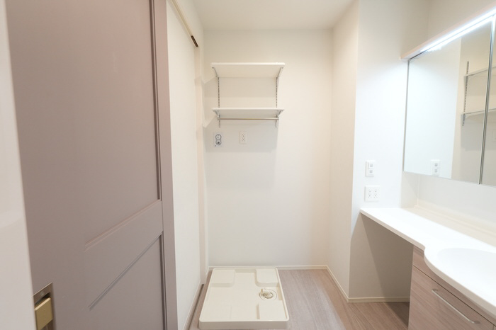 洗面所 洗濯機置き場 写真18
