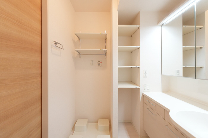 洗面所 洗濯機置き場 写真19