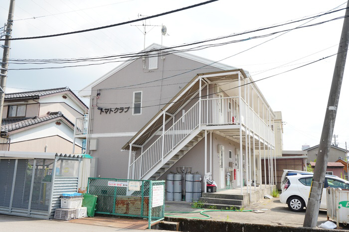 トマトクラブ