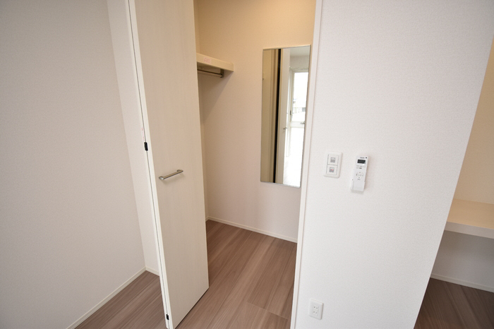 収納 ウォークインクローゼット 写真8